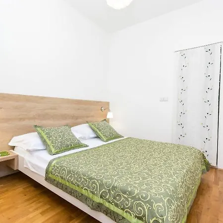 Rita Holiday home Makarska
